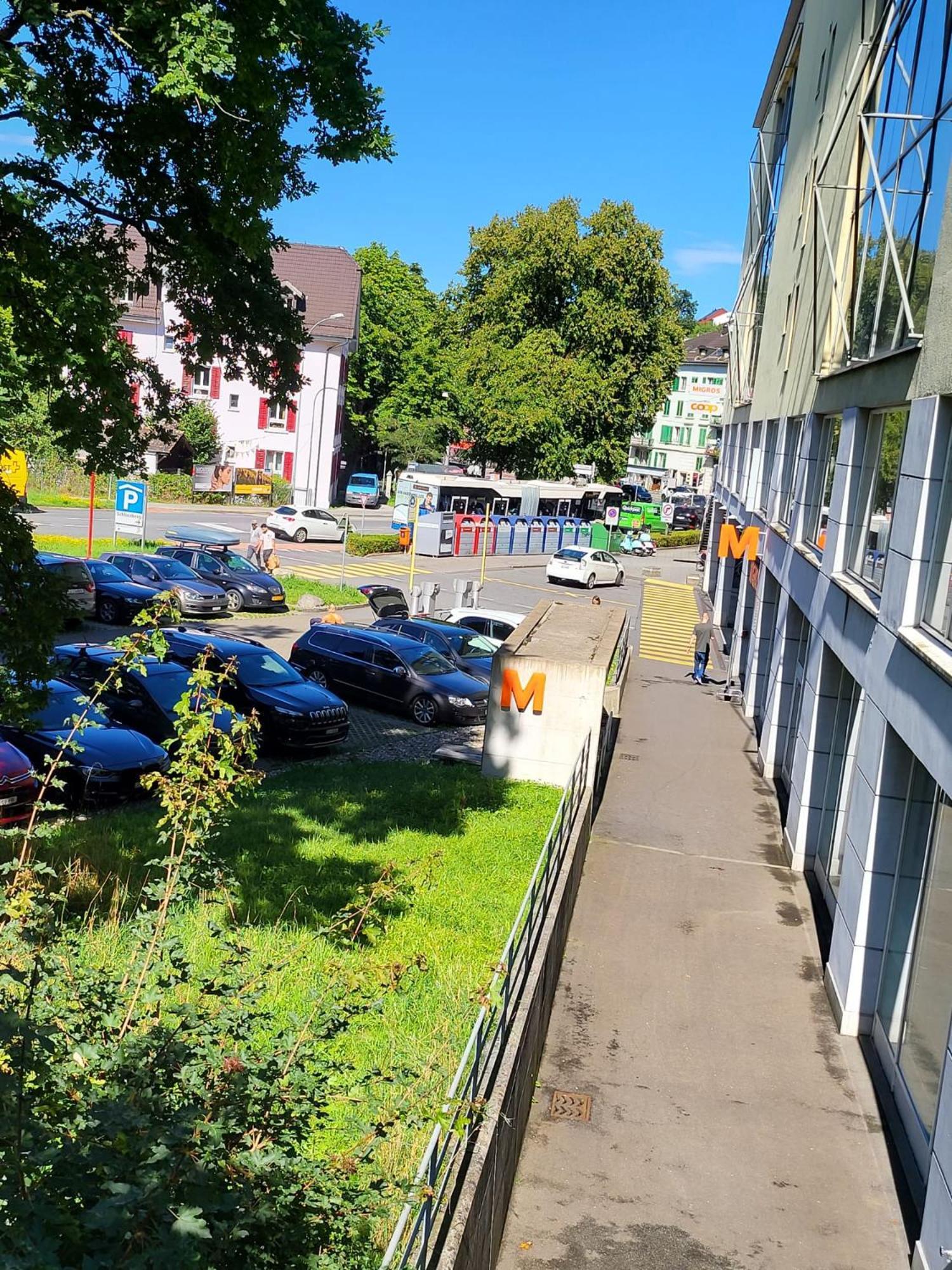 Bastis Central Guesthouse Lucerne City Экстерьер фото